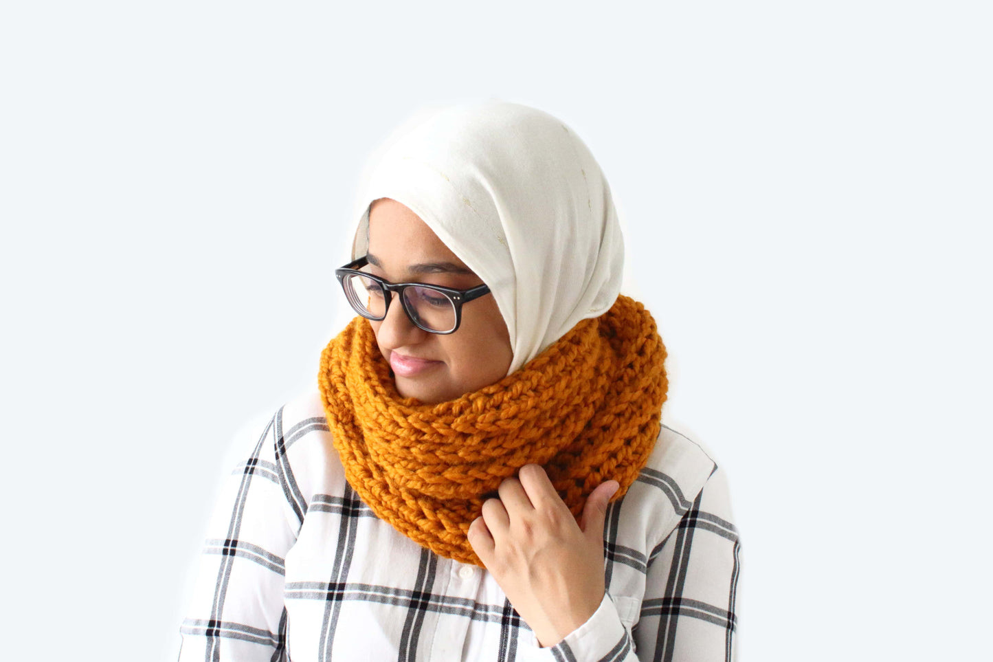 Claire Infinity Scarf - Crochet Pattern