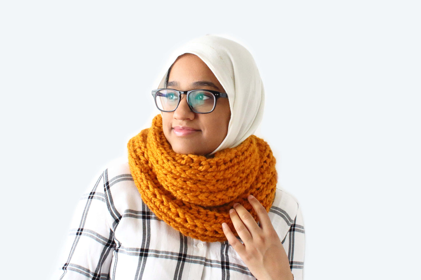 Claire Infinity Scarf - Crochet Pattern