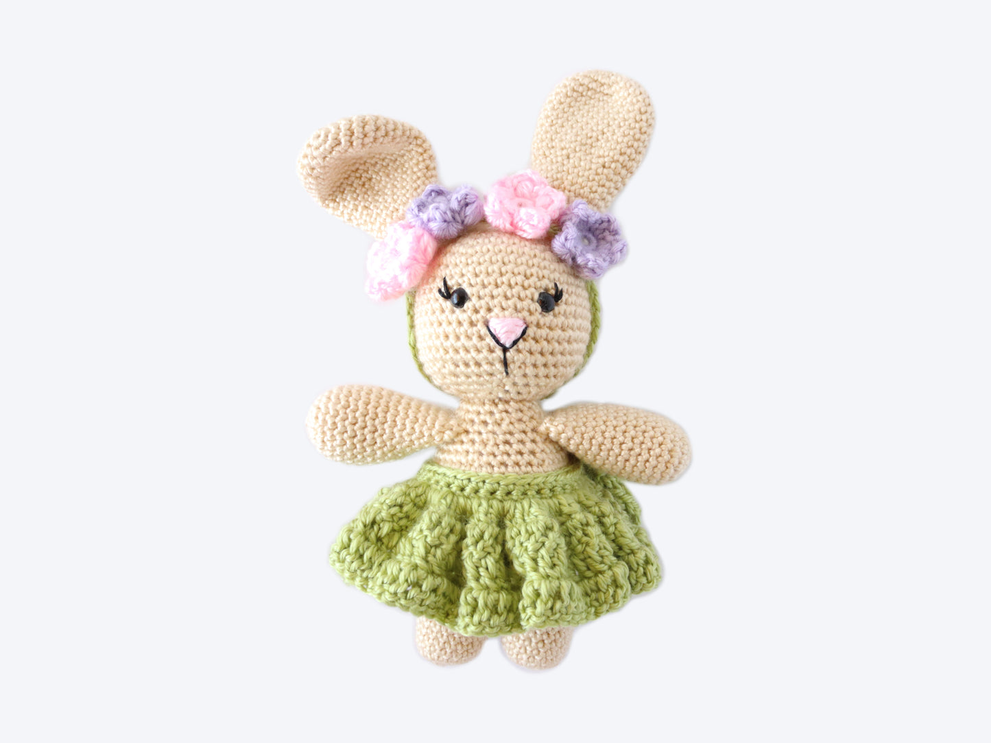 Willow the Bunny Plushie - Crochet Pattern