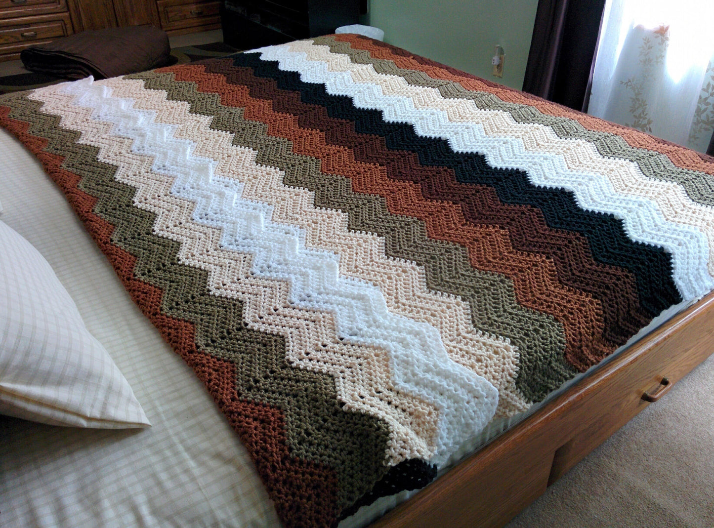 Mocha Ripple Crochet Throw - Crochet Pattern