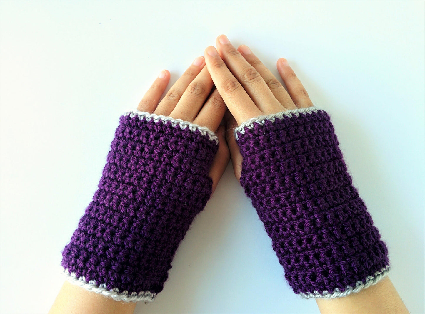 Fingerless Gloves - Crochet Pattern