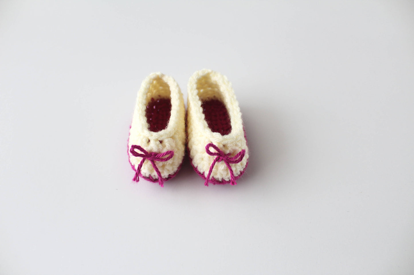 Sweetheart Booties - Crochet Pattern
