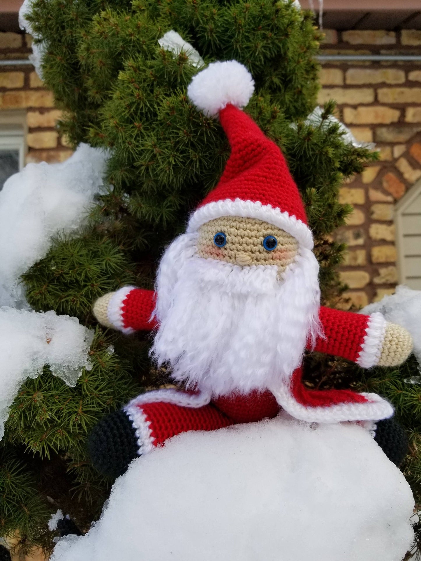 Santa Claus Plush - Crochet Pattern