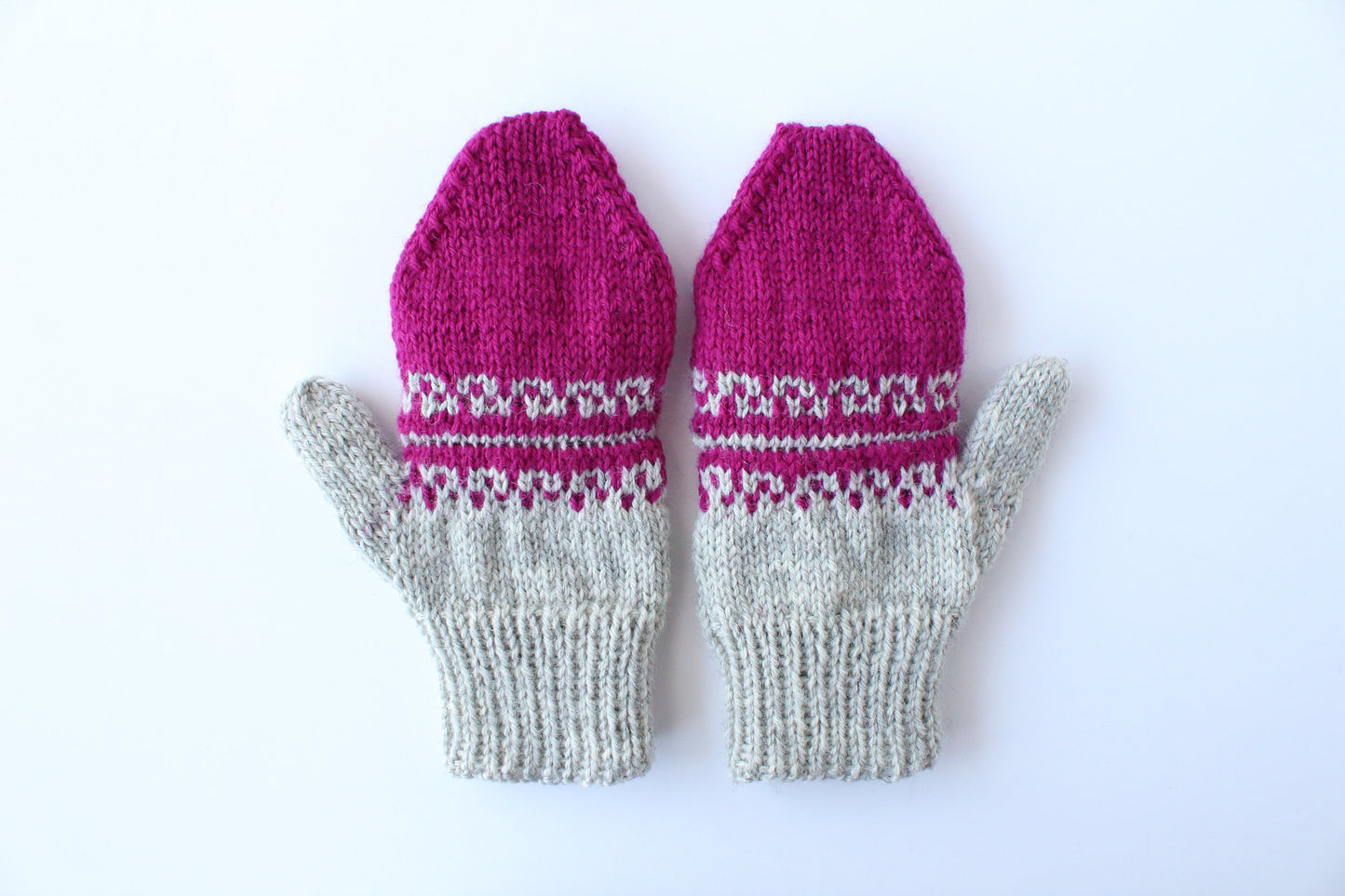 Saleha Convertible Gloves - Knitting Pattern