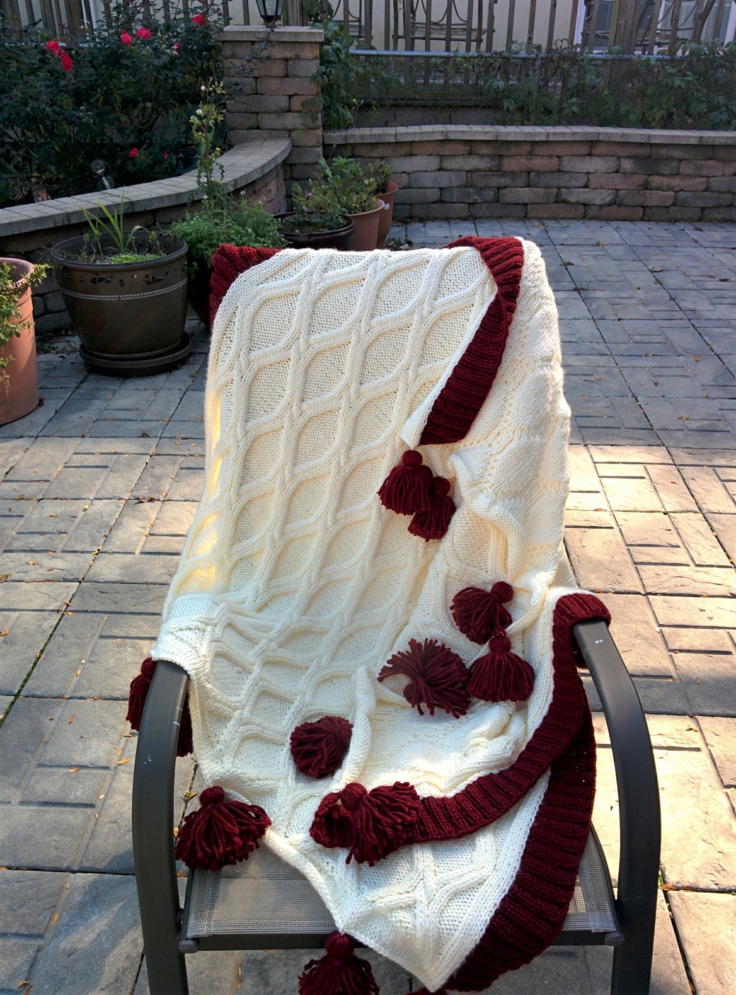 Twisted Cables Throw - Knitting Pattern