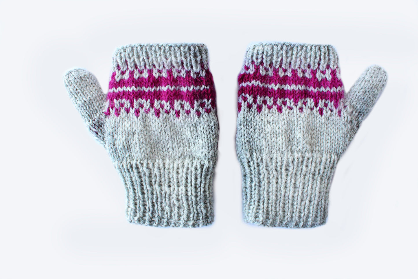 Saleha Convertible Gloves - Knitting Pattern
