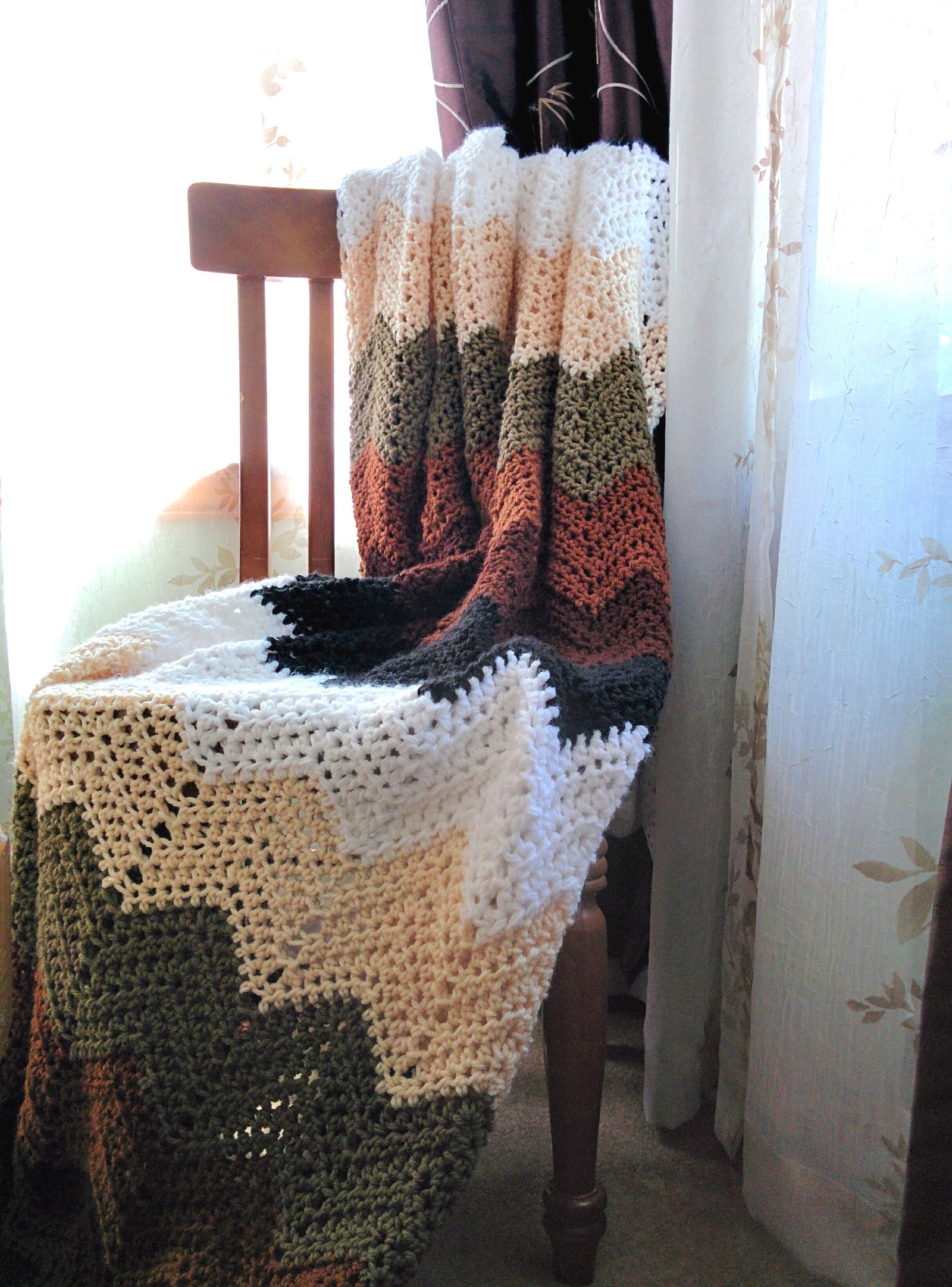 Mocha Ripple Crochet Throw - Crochet Pattern